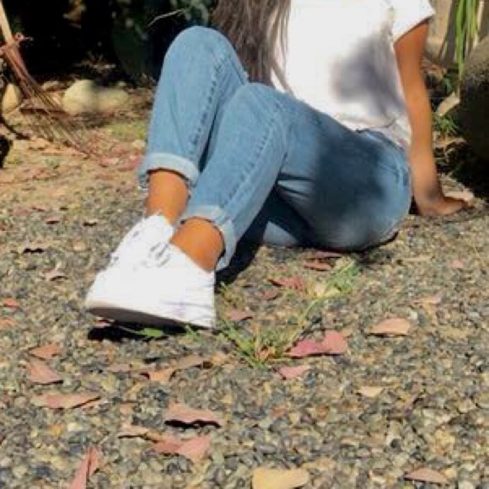kids forever 21 ripped boyfriend jeans
